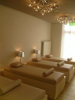 Welcome Hotel 4*